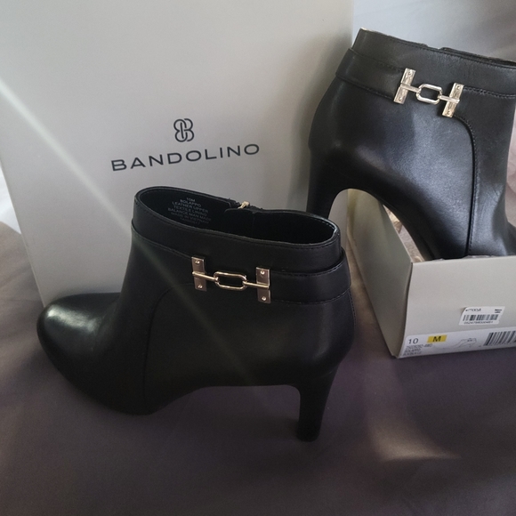 Womens Bandolino Short boots sz 10 - Picture 3 of 3